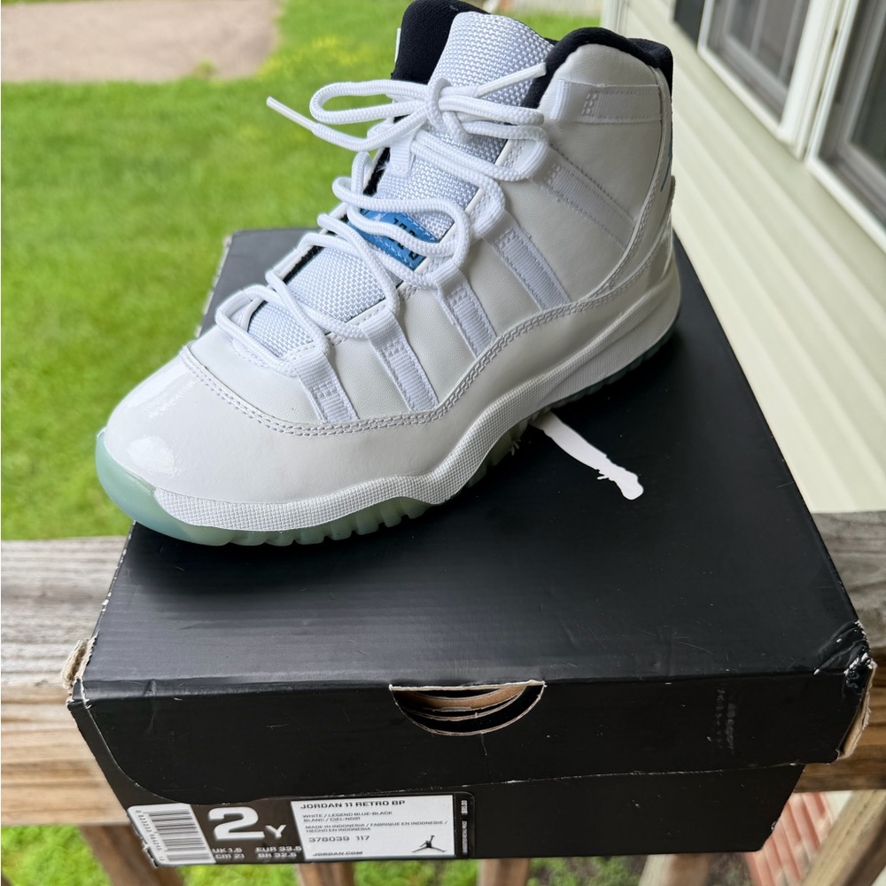 NEW Jordan Retro 11 size 2Y